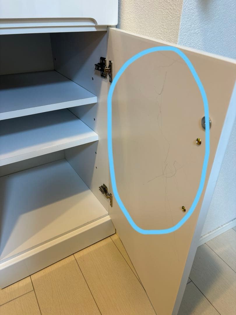 スリム食器棚　W40cm ホワイト！送料込み！