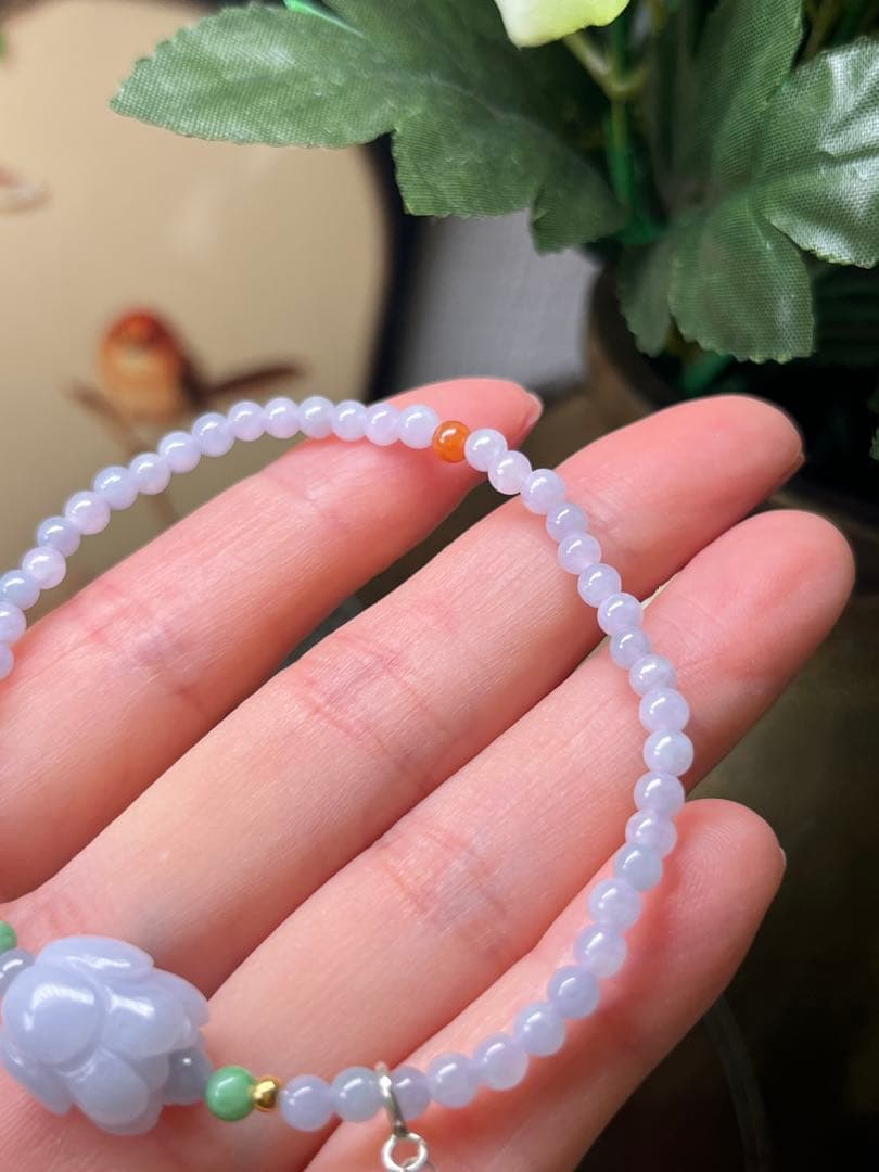 本翡翠　18kビーズ入り、ラベンダー双頭蓮花ブレスレット＆ミニ落花生チャーム付き