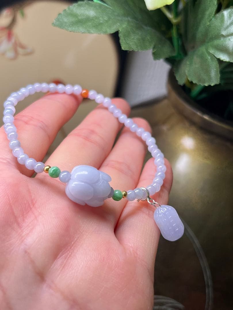 本翡翠　18kビーズ入り、ラベンダー双頭蓮花ブレスレット＆ミニ落花生チャーム付き