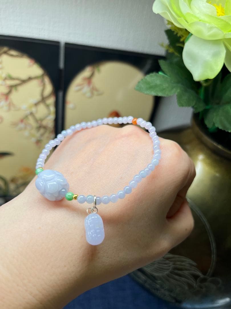 本翡翠　18kビーズ入り、ラベンダー双頭蓮花ブレスレット＆ミニ落花生チャーム付き