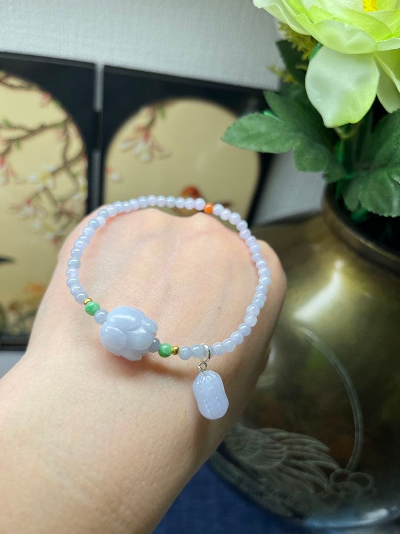 本翡翠　18kビーズ入り、ラベンダー双頭蓮花ブレスレット＆ミニ落花生チャーム付き