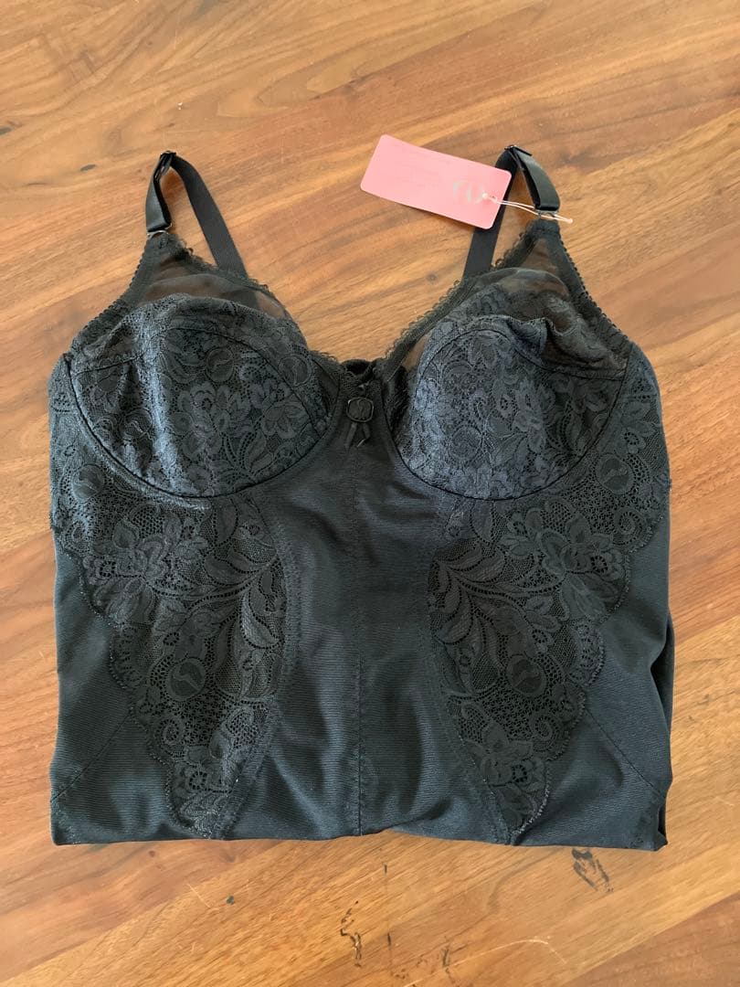 かえちゃん★【未使用】ダイアナボディスーツ 補正下着 B90LL