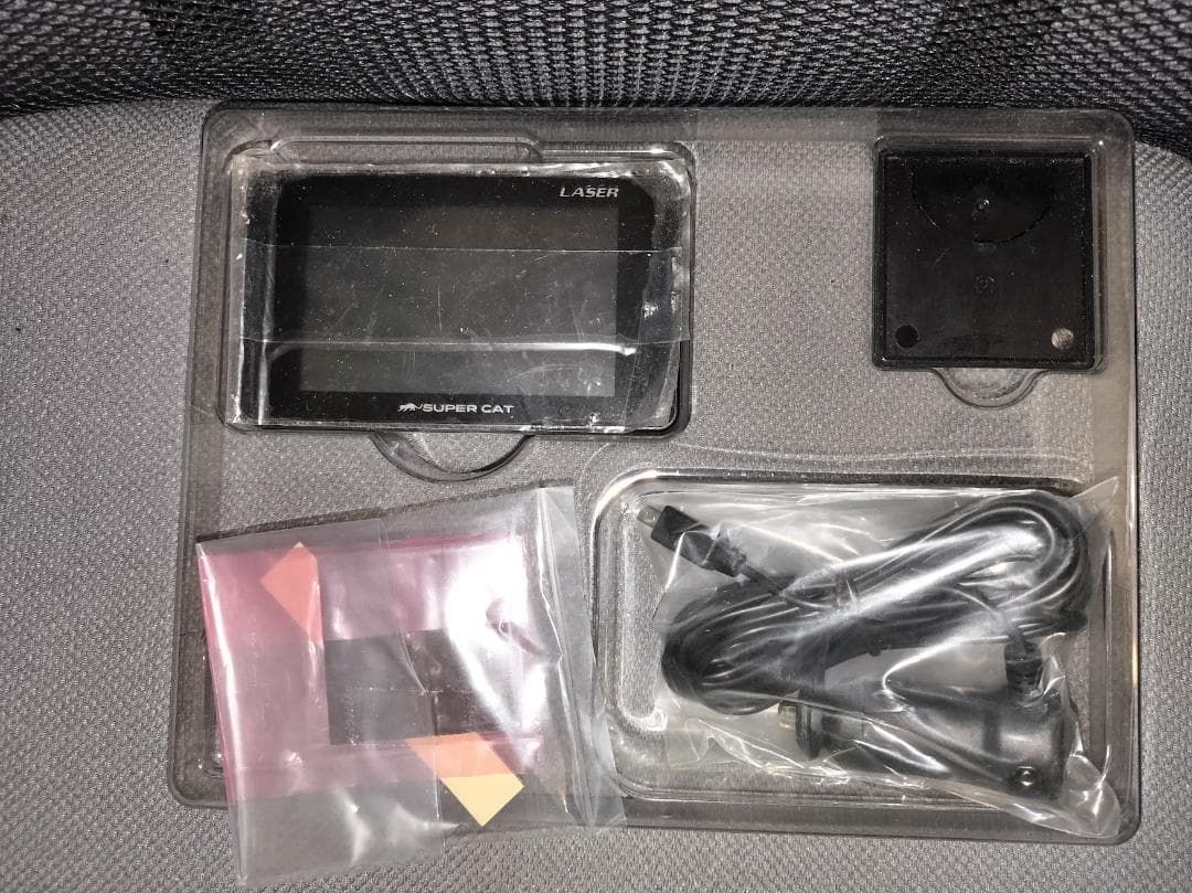 【未使用】LS100 レーダー探知機 移動式オービス対応 3.2インチ液晶搭載