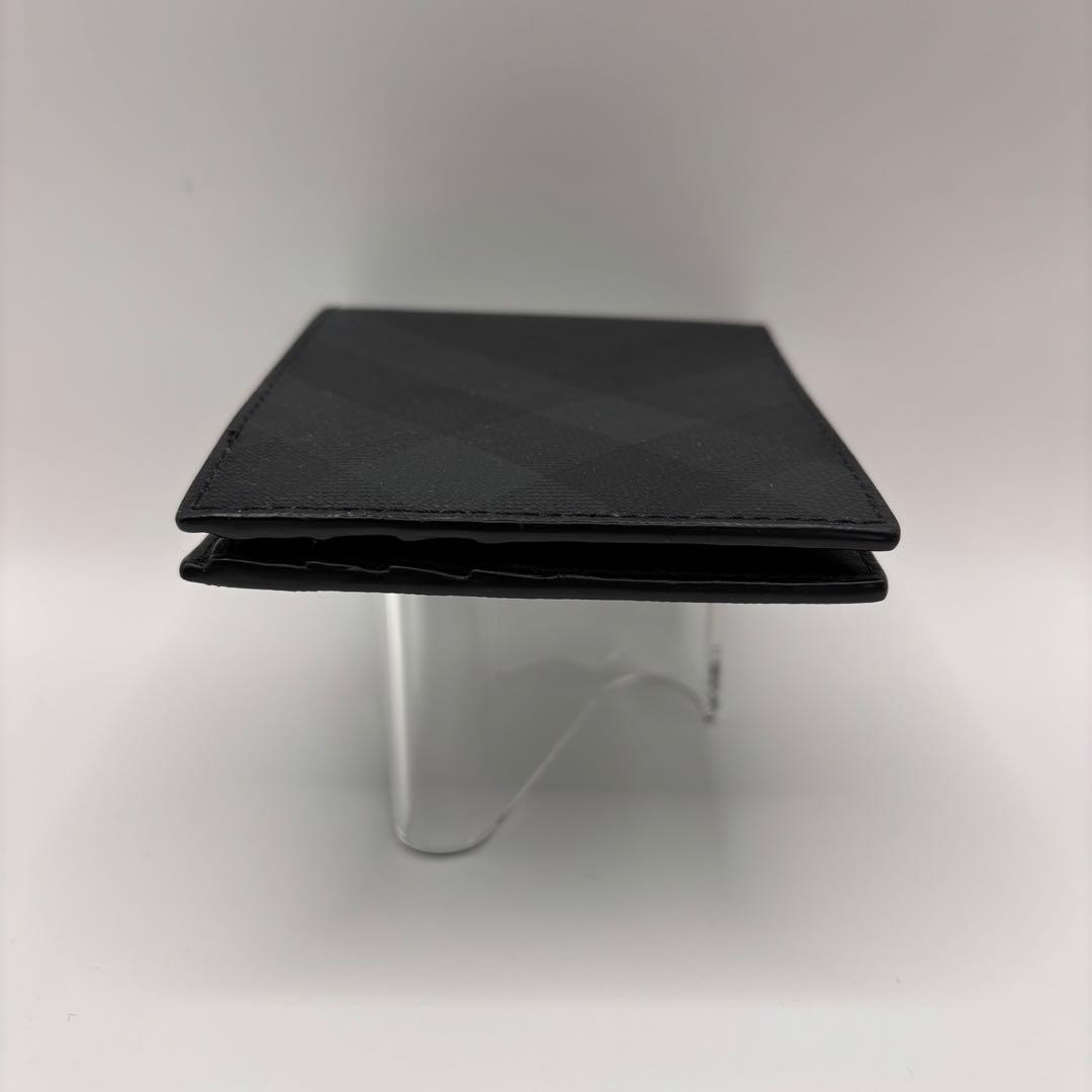 BURBERRY 二つ折り財布　チェック　スモークドノバチェック　折り財布　財布