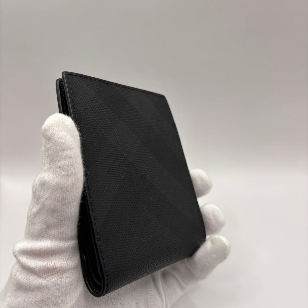 BURBERRY 二つ折り財布　チェック　スモークドノバチェック　折り財布　財布