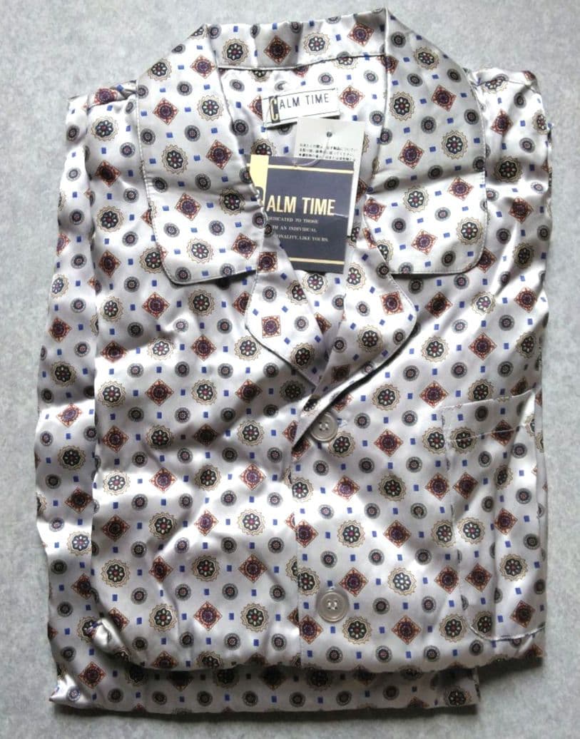 シルク　メンズパジャマ　幾何学模様　オシャレ　絹100%