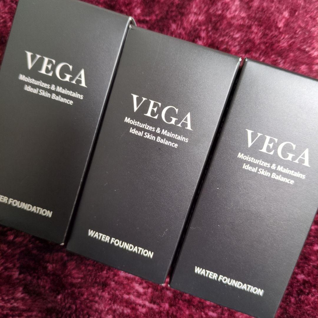 ベガ ウォーターファンデーション☆グリーン．ピンク．オークル