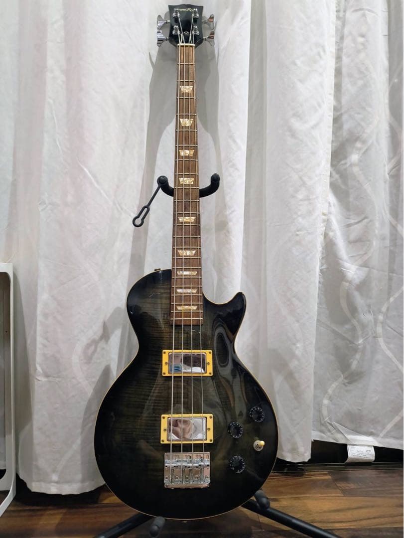 ア*ン様 Grass Roots ベースギター レスポールタイプ