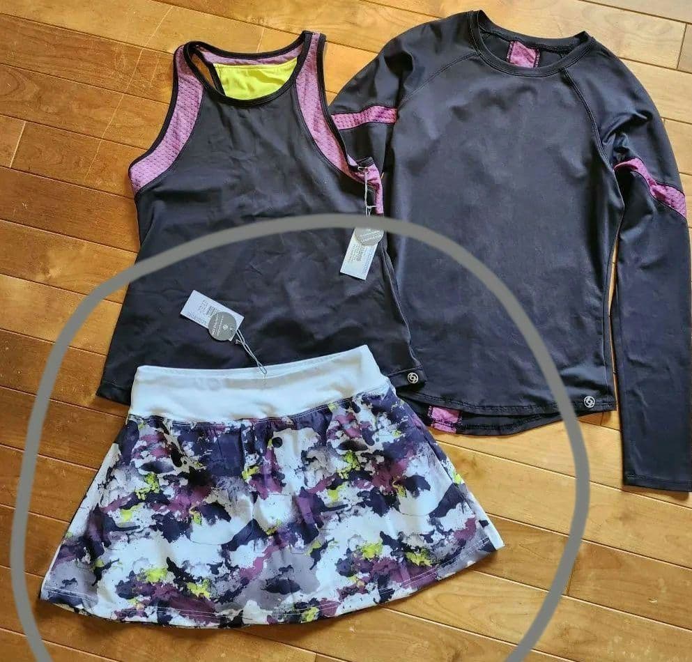 lija スコート(テニス　リージャ　アドミラル　FILA　ルルレモン)