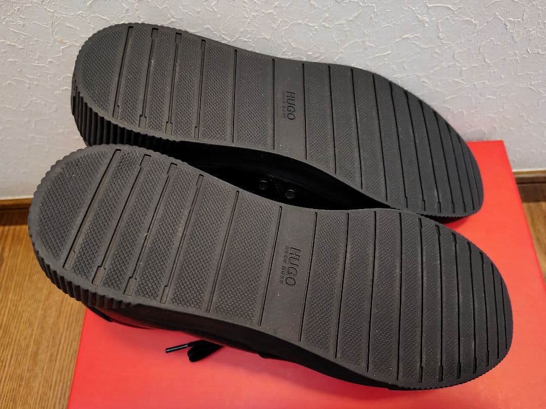 メ*ー様 HUGO BOSS　ヒューゴボス　ハイカット　レザースニーカー　EU4