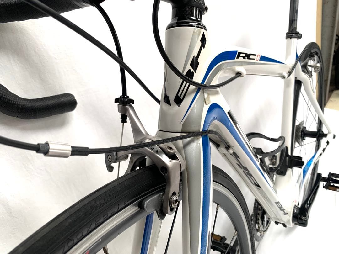 【即乘】送料無料 BHフルカーポン ロードバイクRC1 超軽量8.1キロ 20速