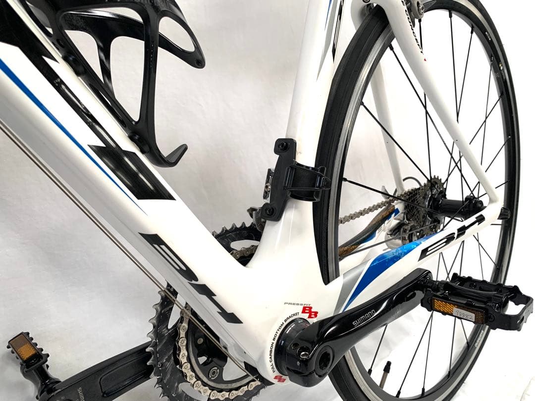 【即乘】送料無料 BHフルカーポン ロードバイクRC1 超軽量8.1キロ 20速