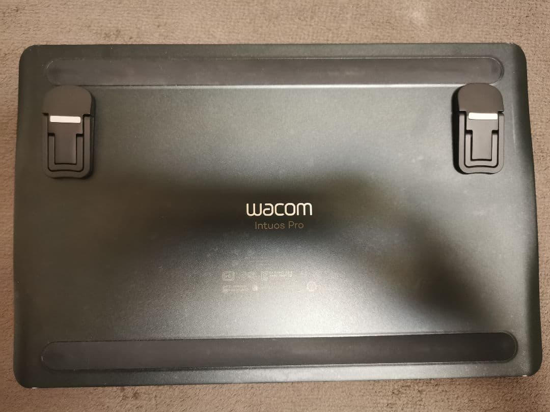 その他 Wacom Intuos Pro Medium PTH-660
