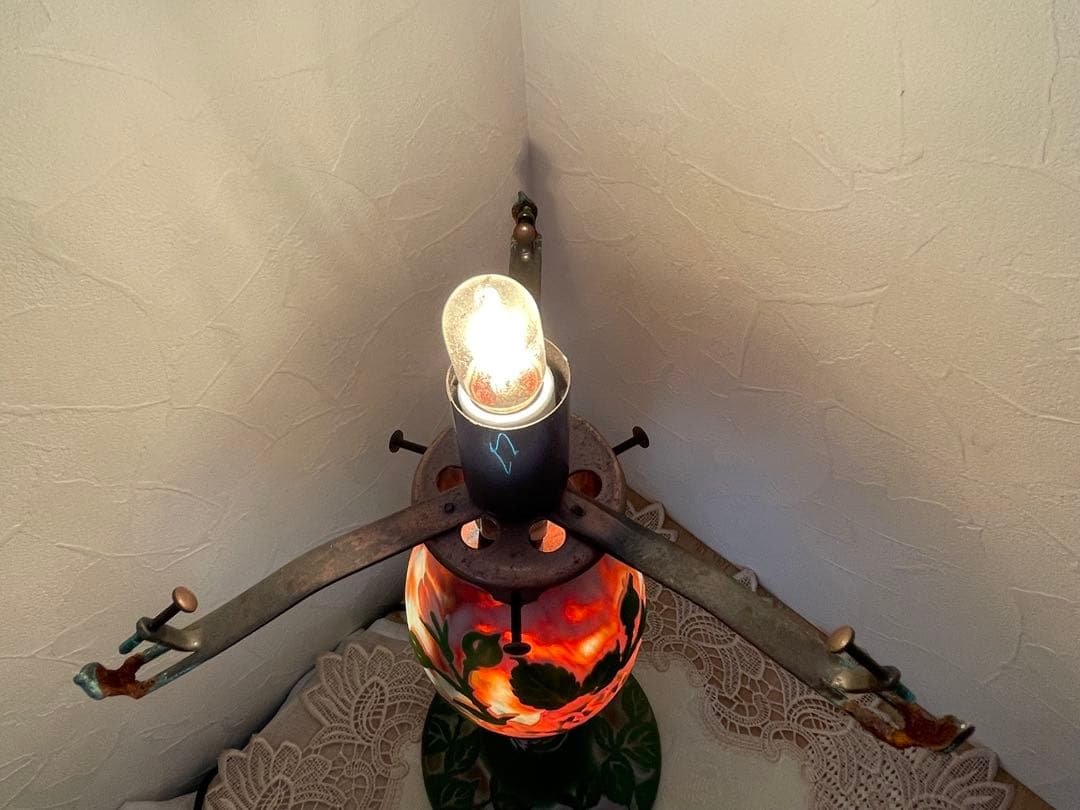 ガレ風　薔薇柄　アール・ヌーヴォーランプ