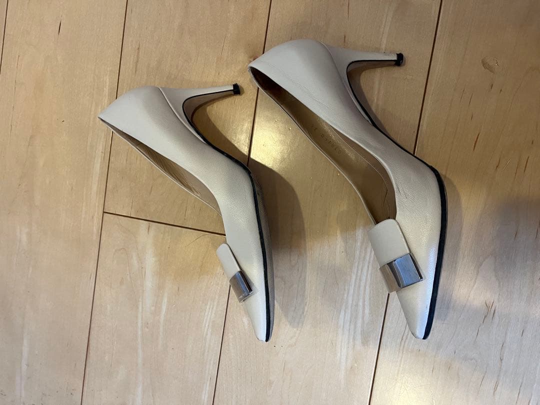 ⭐︎専用出品⭐︎ セルジオロッシ　パンプス　35