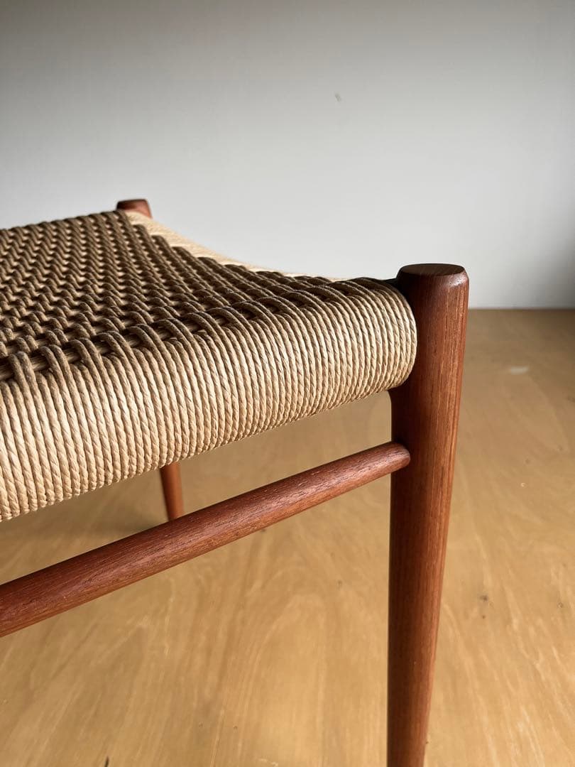 Niels Moller Model 75 チーク ペーパーコード張替え後未使用