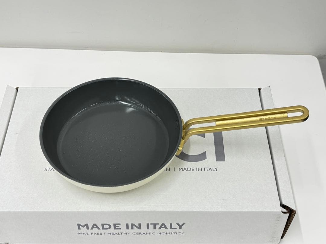 グリーンパン　TUCCIコレクション フライパン 20cm ホワイト