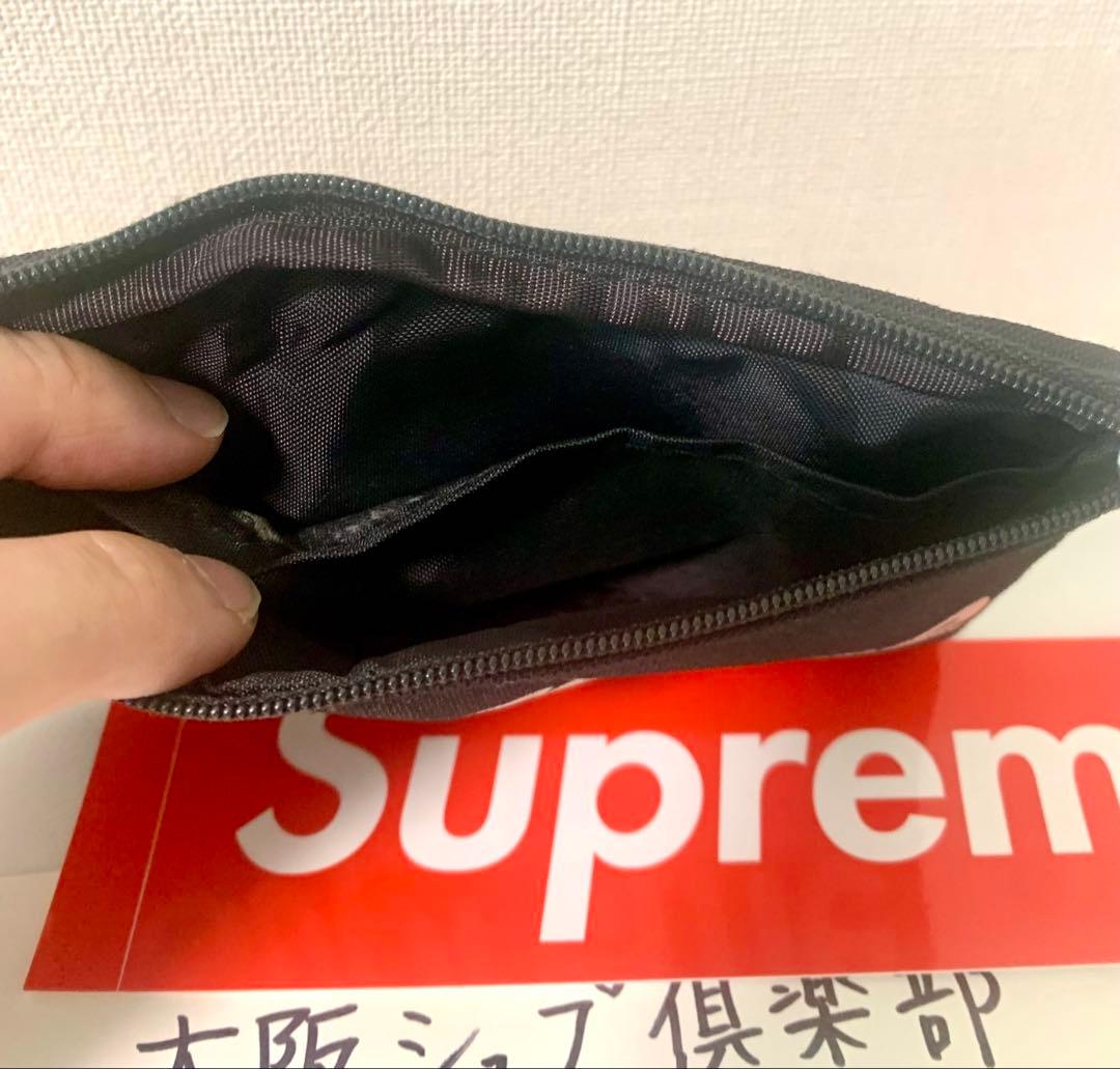 supreme ミニケース　ポーチ　ケース　ストラップ付き