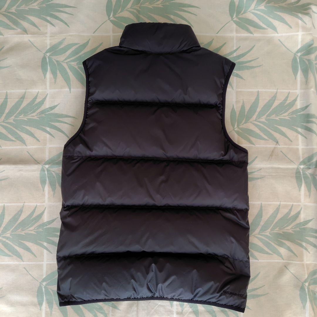 NIKE STORM-FIT ダウンベスト レディース（ブラック）