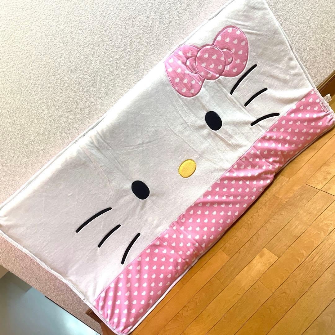 HELLO KITTY ハローキティ　お昼寝マット　厚手　折り畳み式　敷布団