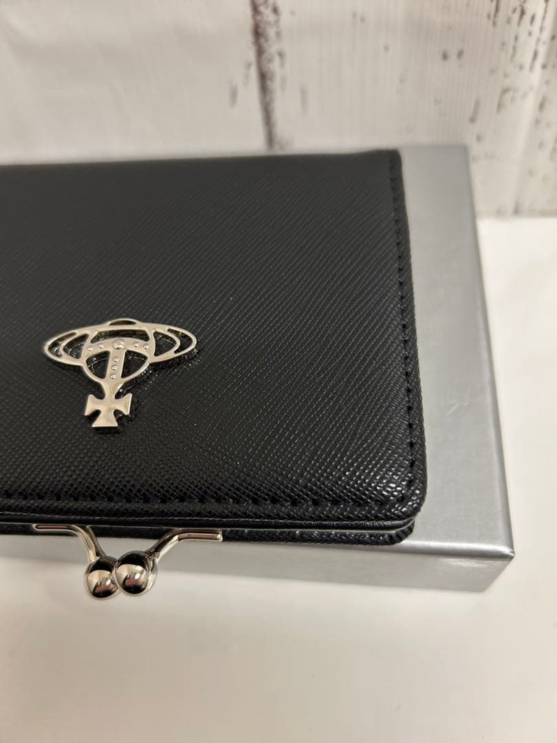 【ショッパー付き】Vivienne Westwood♡二つ折り財布♡ブラック