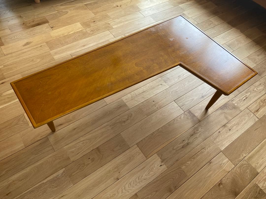 パシフィックファニチャーサービス　テーブル　RUDDER TEA TABLE