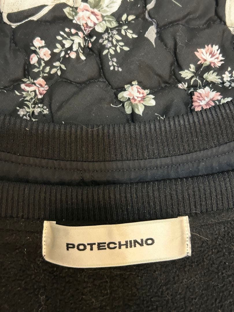 さえらポテチーノ裏全部フリースで暖かい長袖割烹着 花のポケット付き大きめ