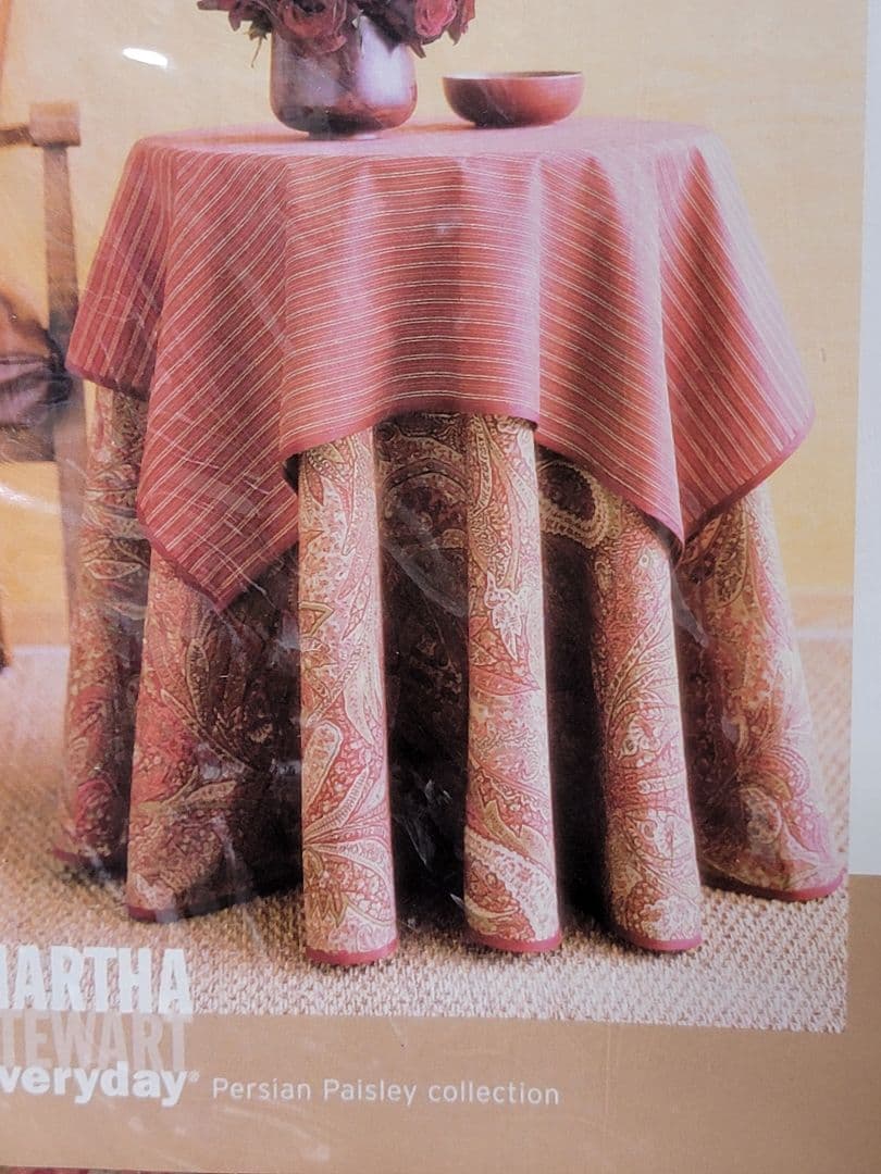 Martha Stewart テーブルクロス オーバーレイ レッド