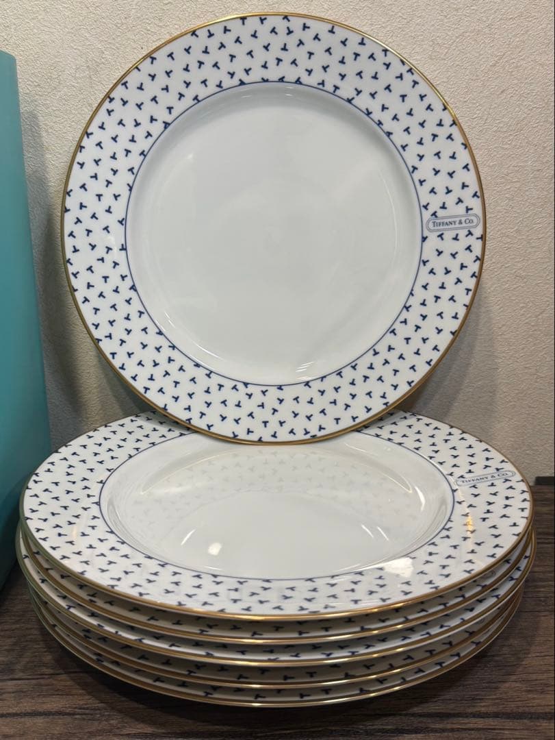 本日限定値下げ★Tiffany ダンシングT 食器セット　28P プレート皿