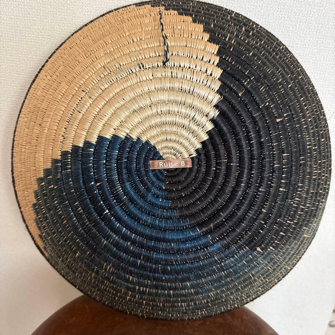 円形バスケット 黒 青 ベージュ