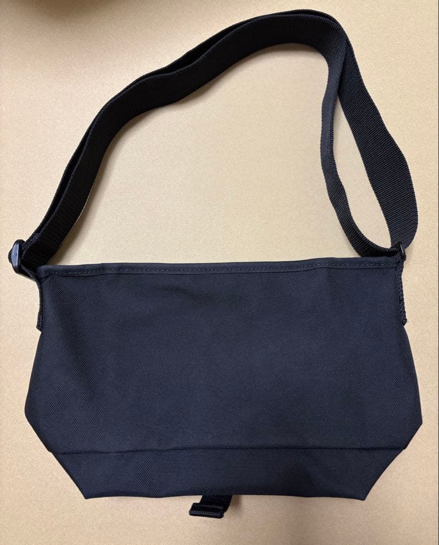 【マンハッタンポーテージ】ポケモンコレクション　ピカチュウ　メッセンジャーバッグ