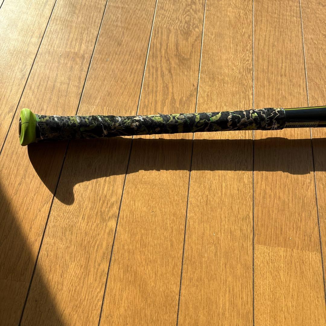 REVOLTIGER 軟式バット ブラック/グリーン