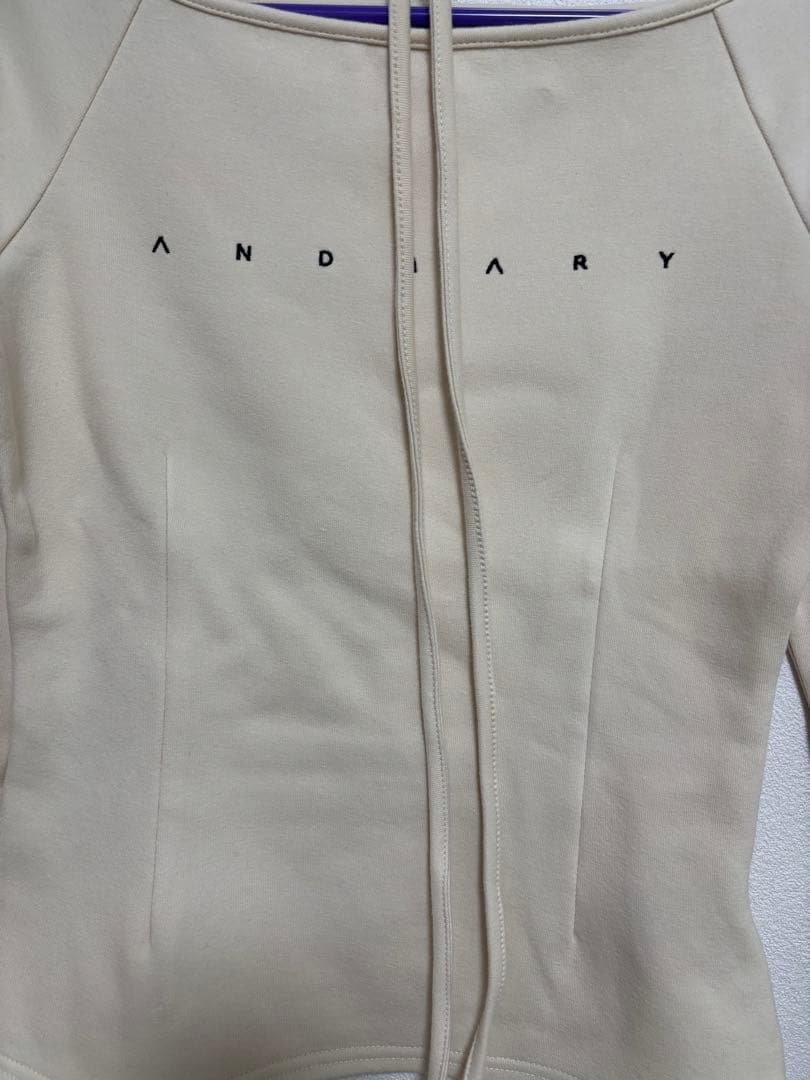 トップス andmarry Mary logo choker tops ivory