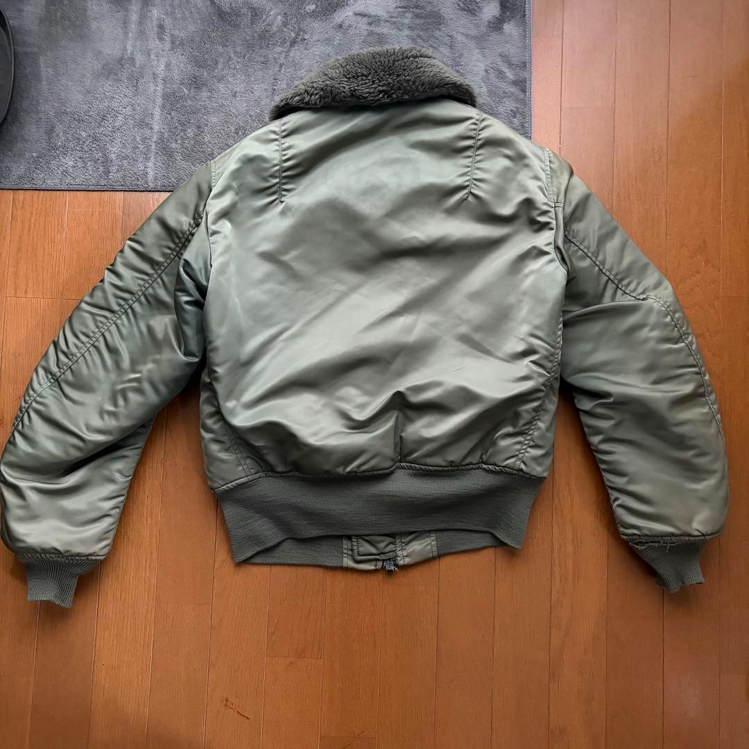 U.S. AIR FORCE TYPE B-15D フライトジャケット