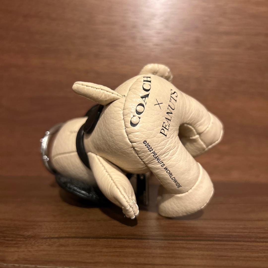 COACH キーホルダー スヌーピー コラボ バッグチャーム正規品 2022