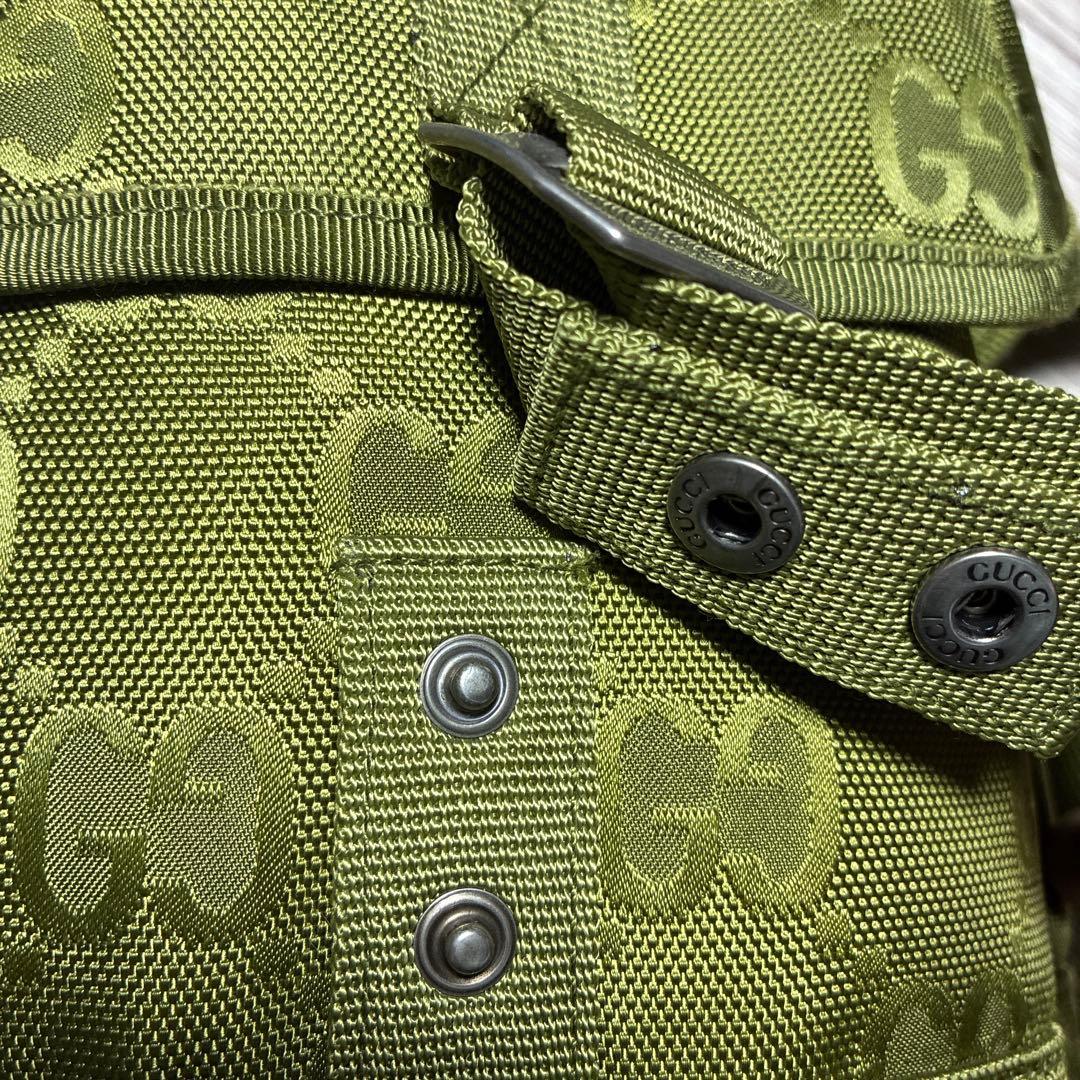 GUCCI グッチ　♡未使用に近い♡ ボディバッグ　カーキ色　オフザグリッド