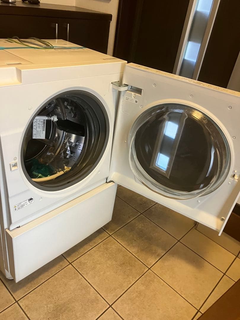Panasonic ドラム式洗濯乾燥機　Cuble NA-VG750R