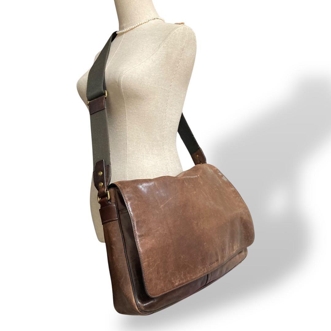 【ヴィンテージ】コーチ　メッセンジャーバッグ　ブラウン　ロゴ型押し　オールレザー