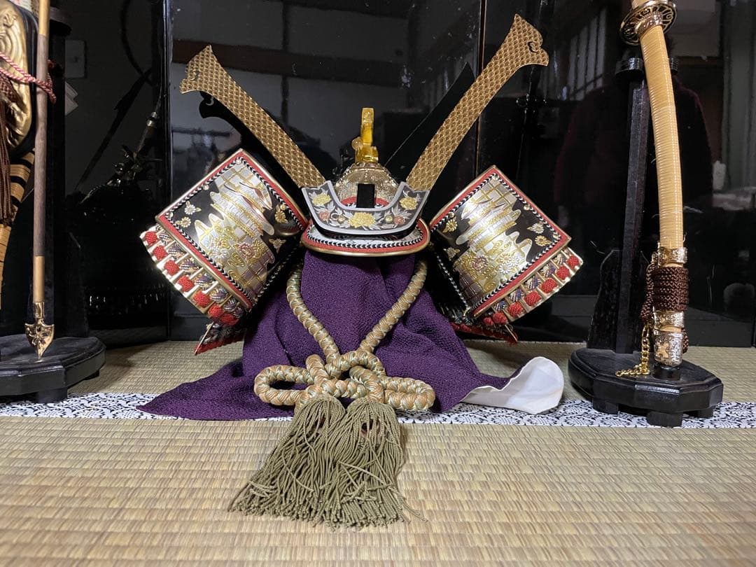 セール中！端午の節句 兜飾り大型 屏風付き 弓太刀セット 五月人形 豪華 和飾り