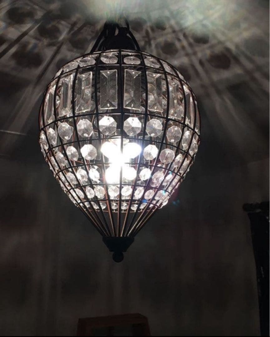 クリスタル装飾のペンダントライト