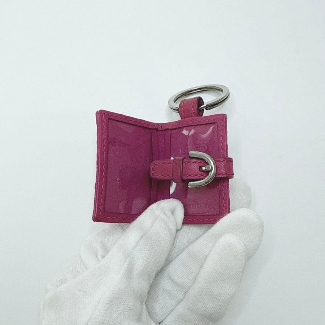 【24時間以内発送】コーチ チャーム キャンバス 手帳型 ピンク キーリング