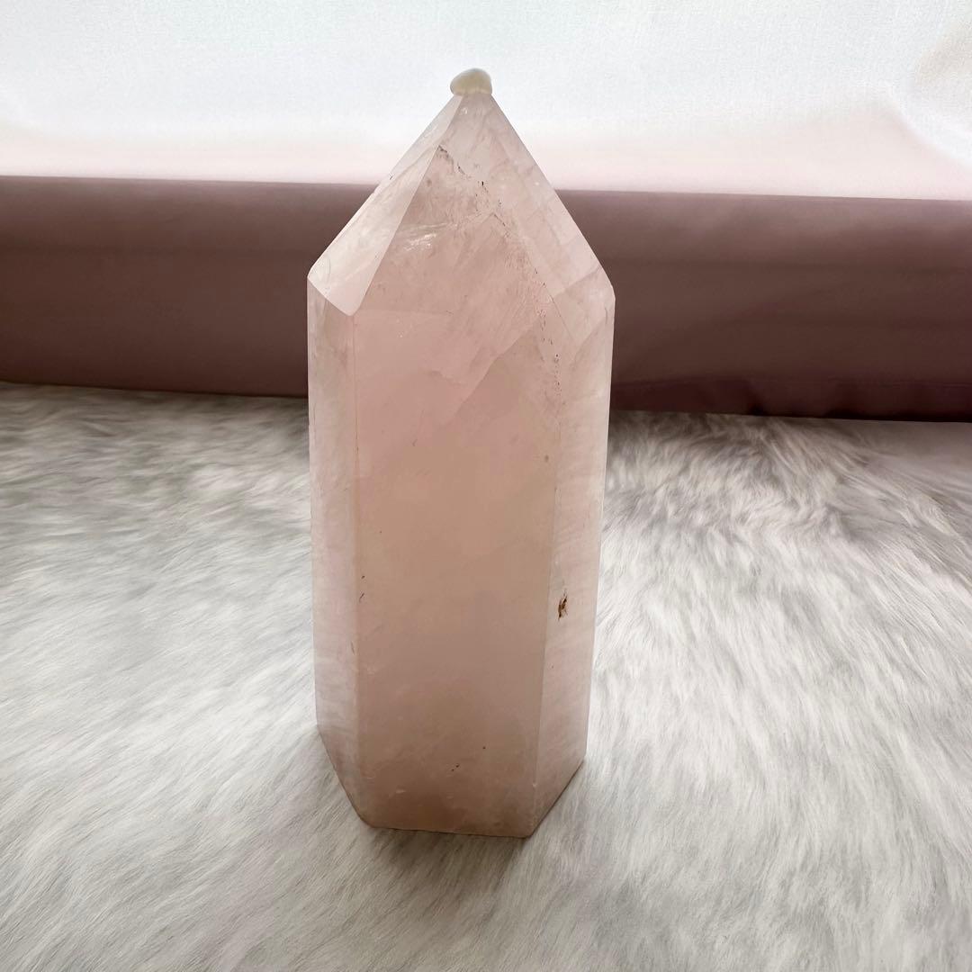 ローズクォーツ　ポイント　736g 恋愛運向上　六角柱