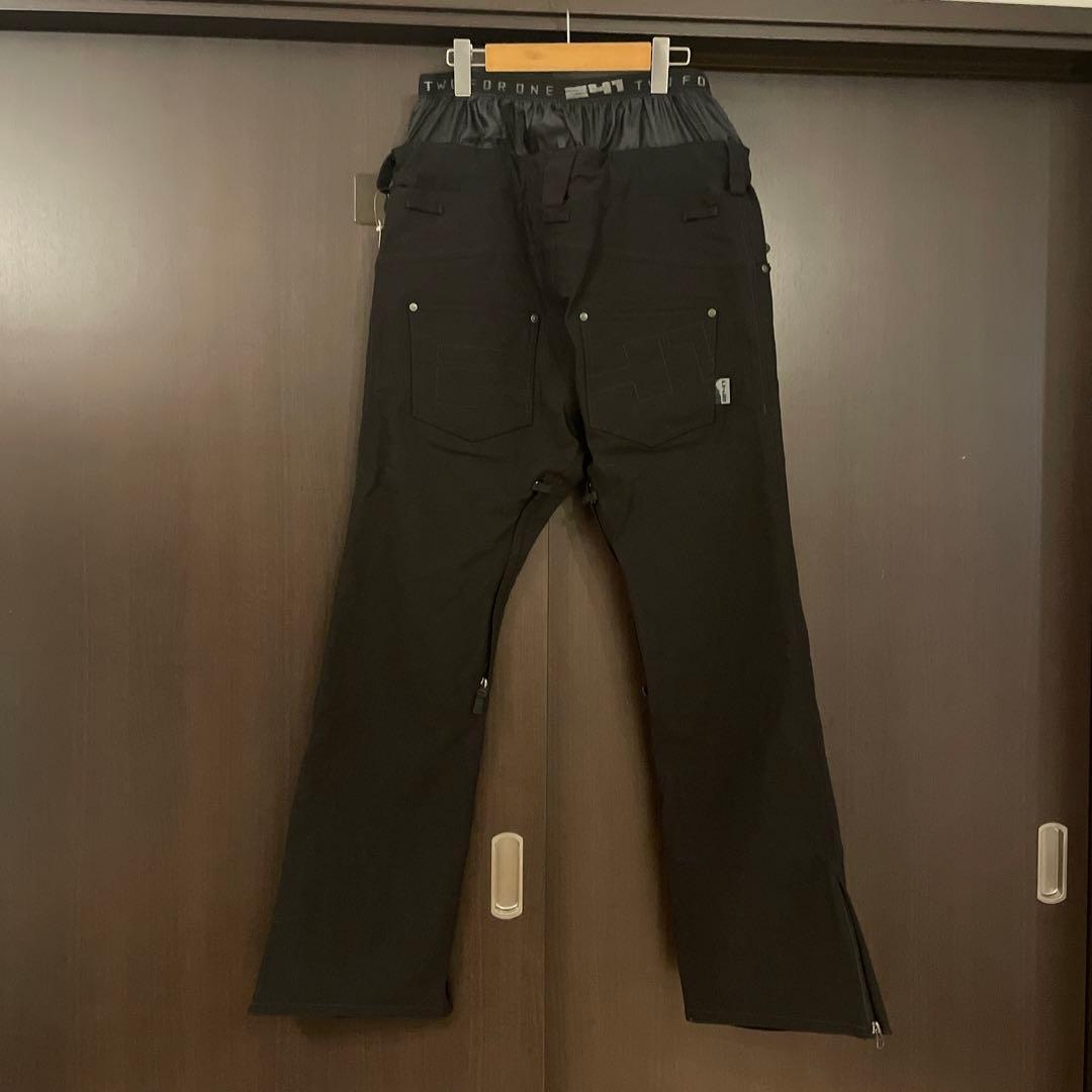 241 　スノボウェア　L 黒　新品