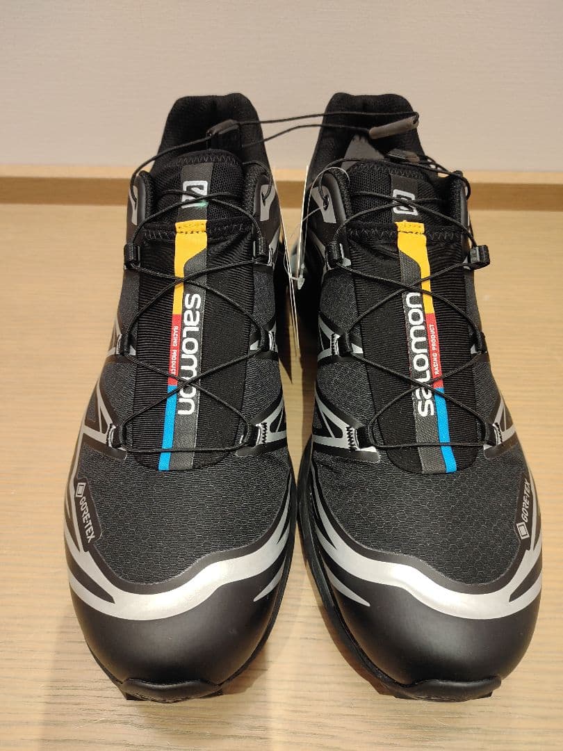 新品未使用！箱・タグ付き　Salomon GORE-TEX スニーカー ブラック