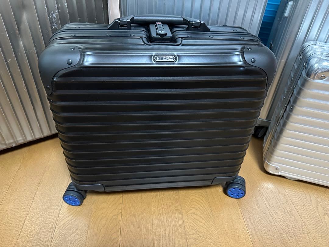 えんおむすび　リモワ ステルス　ビジネストロリー