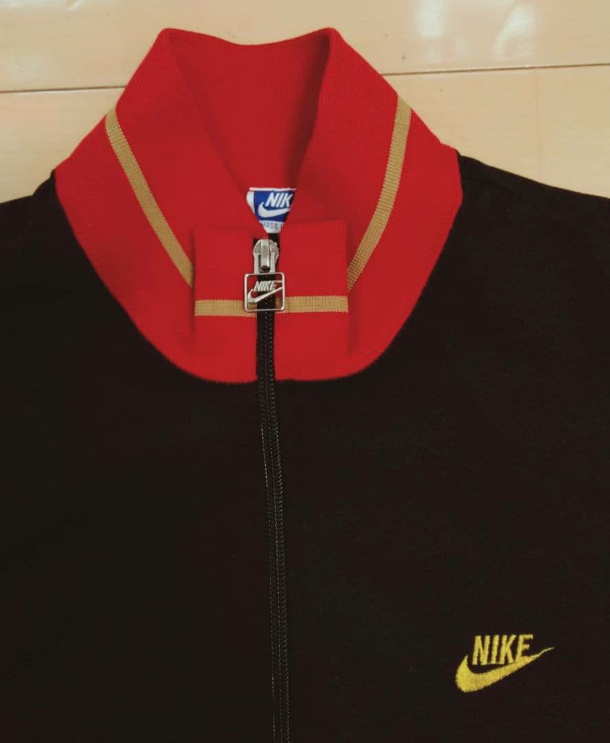 80’s ナイキ　ビンテージジャージ　紺タグ
