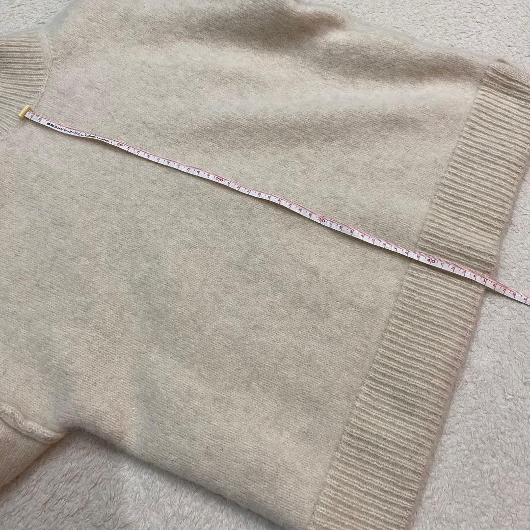 【みすけ】2023年モデル　ビアズリー　ホワイトヤクプルオーバー