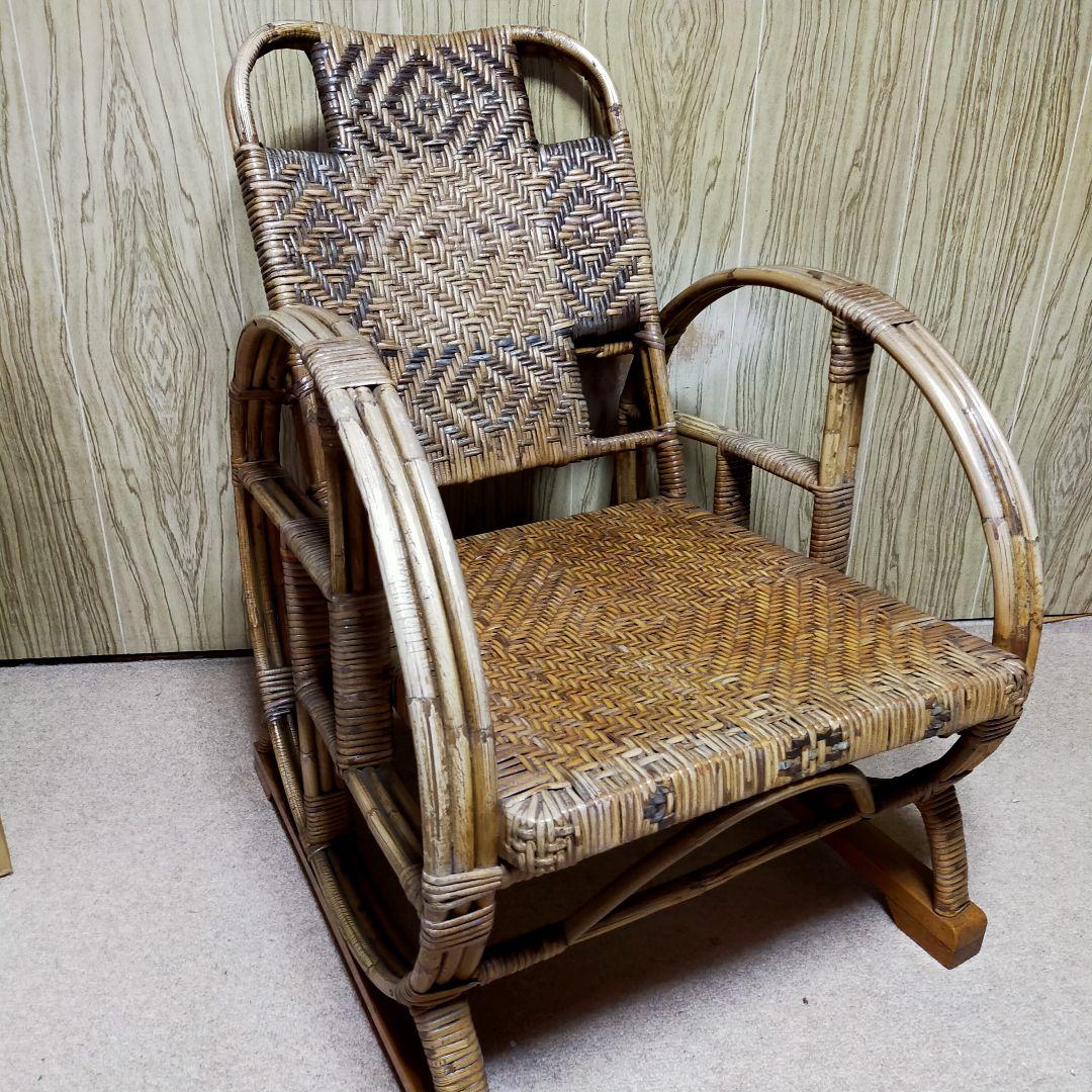 最終価格　ラタン 　籐の椅子　背もたれは十字　籐製品　台湾高雄　1956年購入