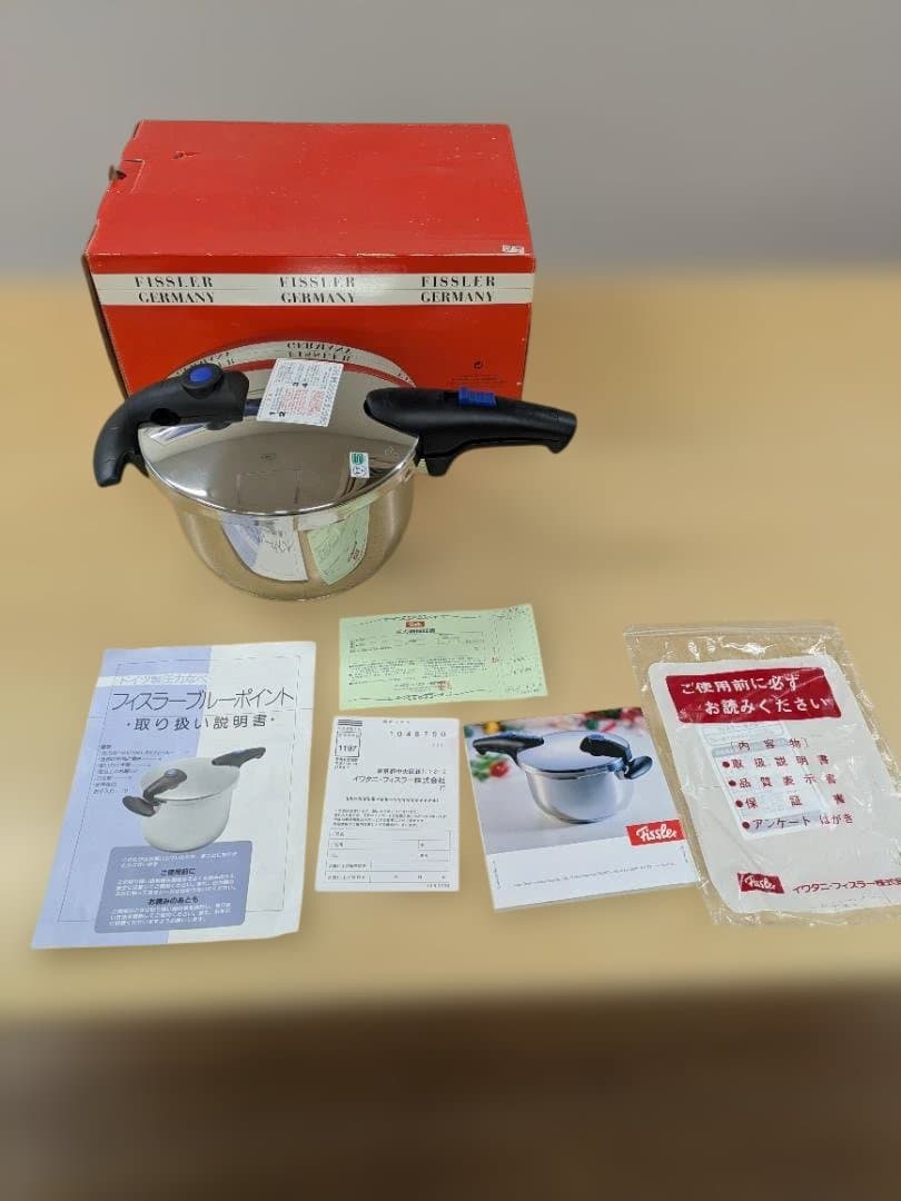 ☆新品超美品☆Fisslerブルーポイント圧力鍋 4.5L（ IH200V対応）