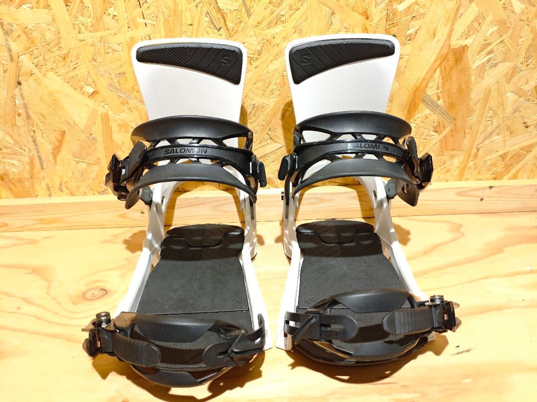 SALOMON RHYTHM サロモンスノーボード バインディングビンディング